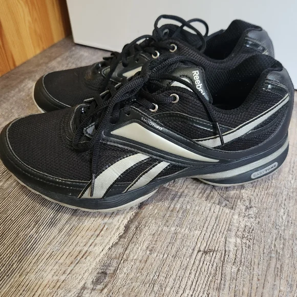 Reebok Womens Size 10 Athletic Sneakers Black Easytone Smooth fit - Picture 5 of 12
